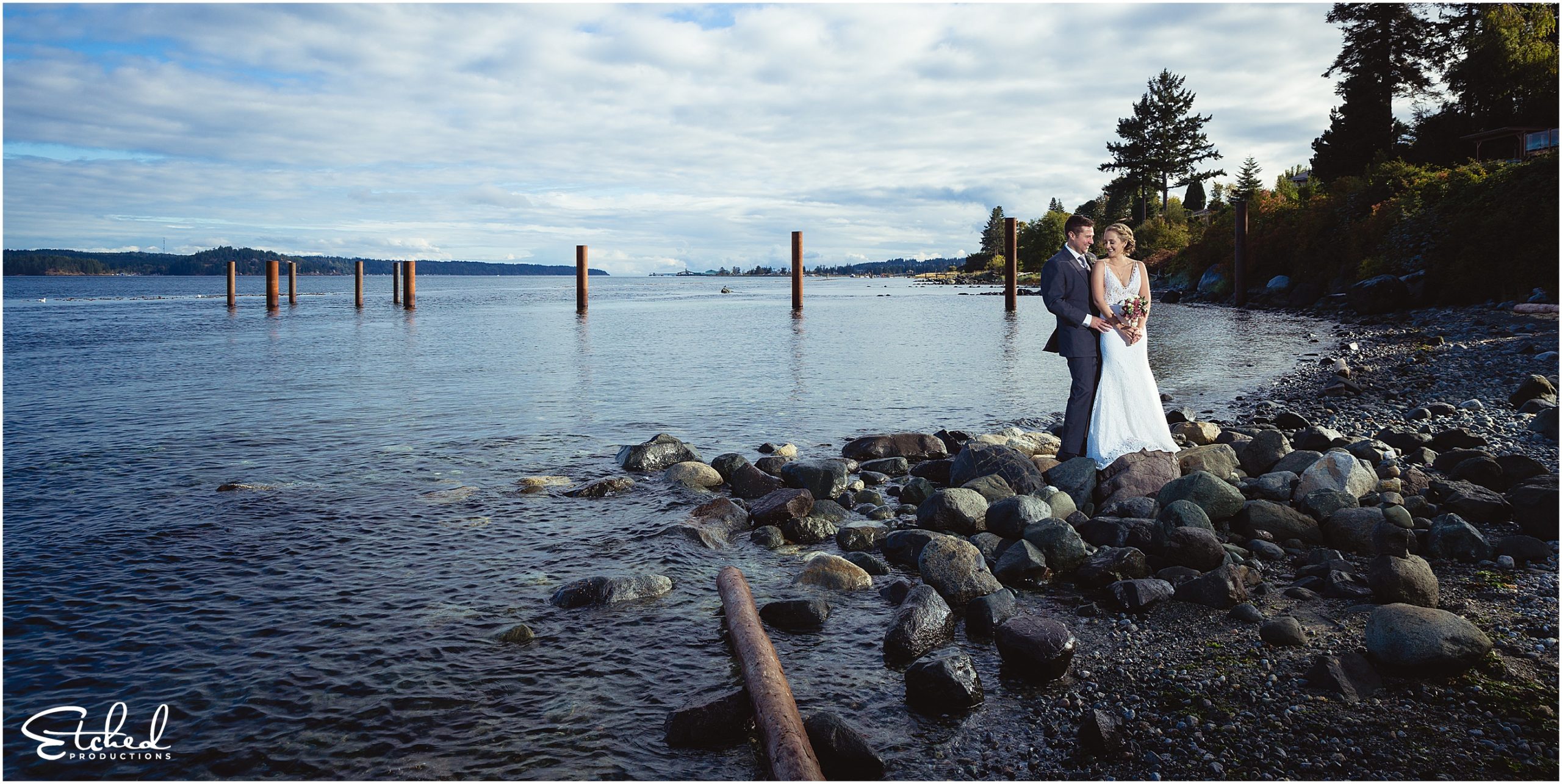 wide beach shot in Campbell River of bride and groom